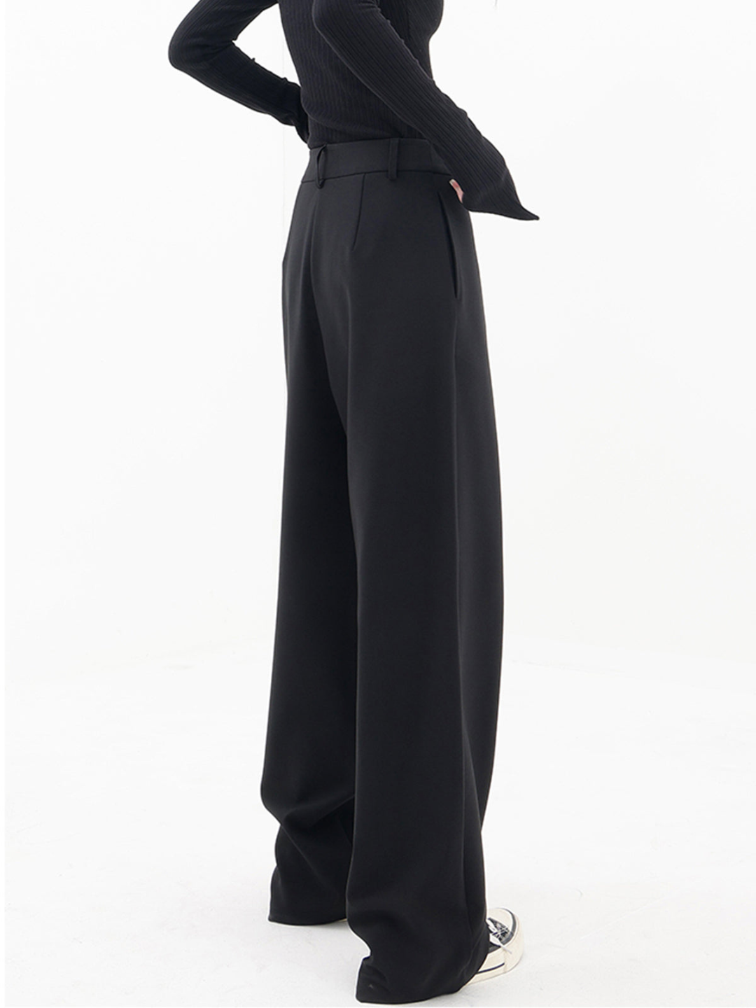 TINA | Modern Baggy Pants