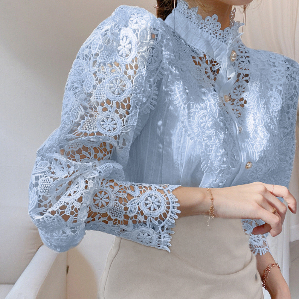 Vintage buttoned long sleeves with lace and coupling