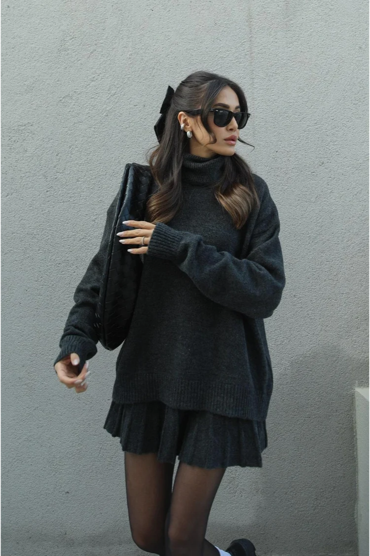 Jolie Raphaella - Knitted Skirt Set with Turtleneck