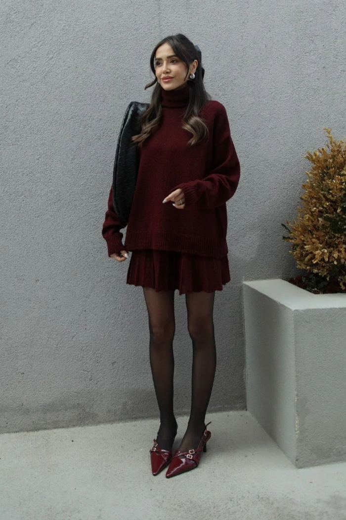 Jolie Raphaella - Knitted Skirt Set with Turtleneck