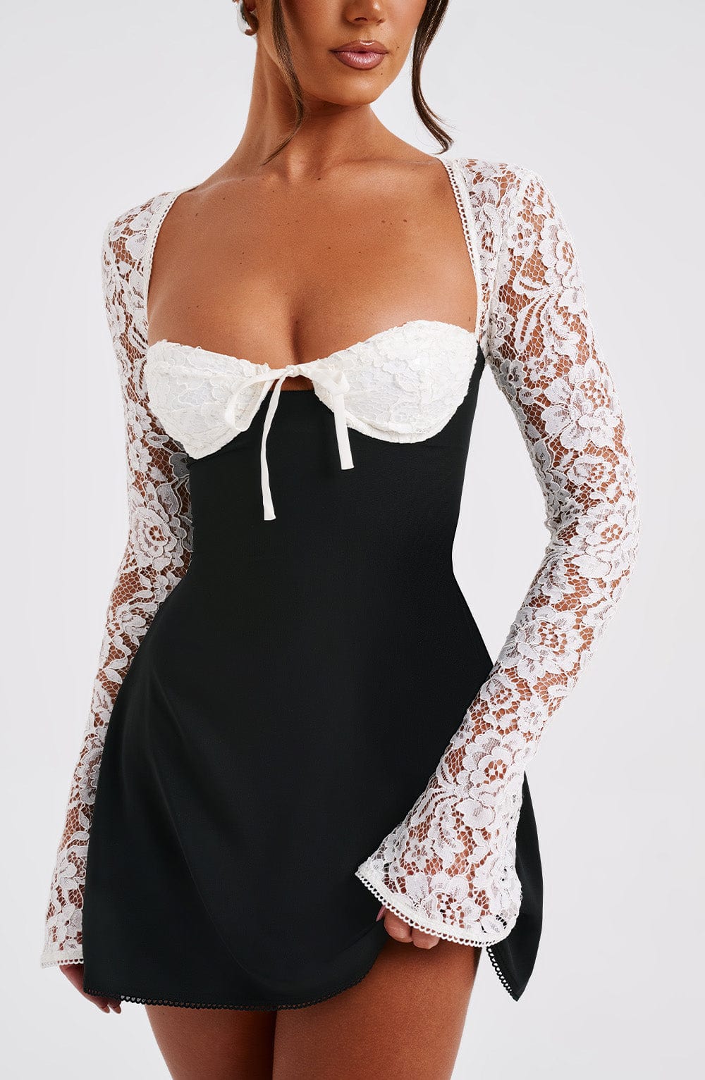 Yulia - Mini Dress - Black/White
