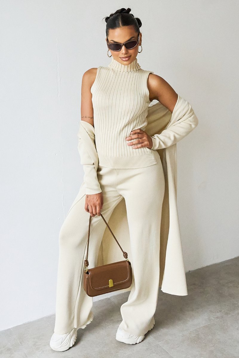 Camélia – Stay Warm & Elegant