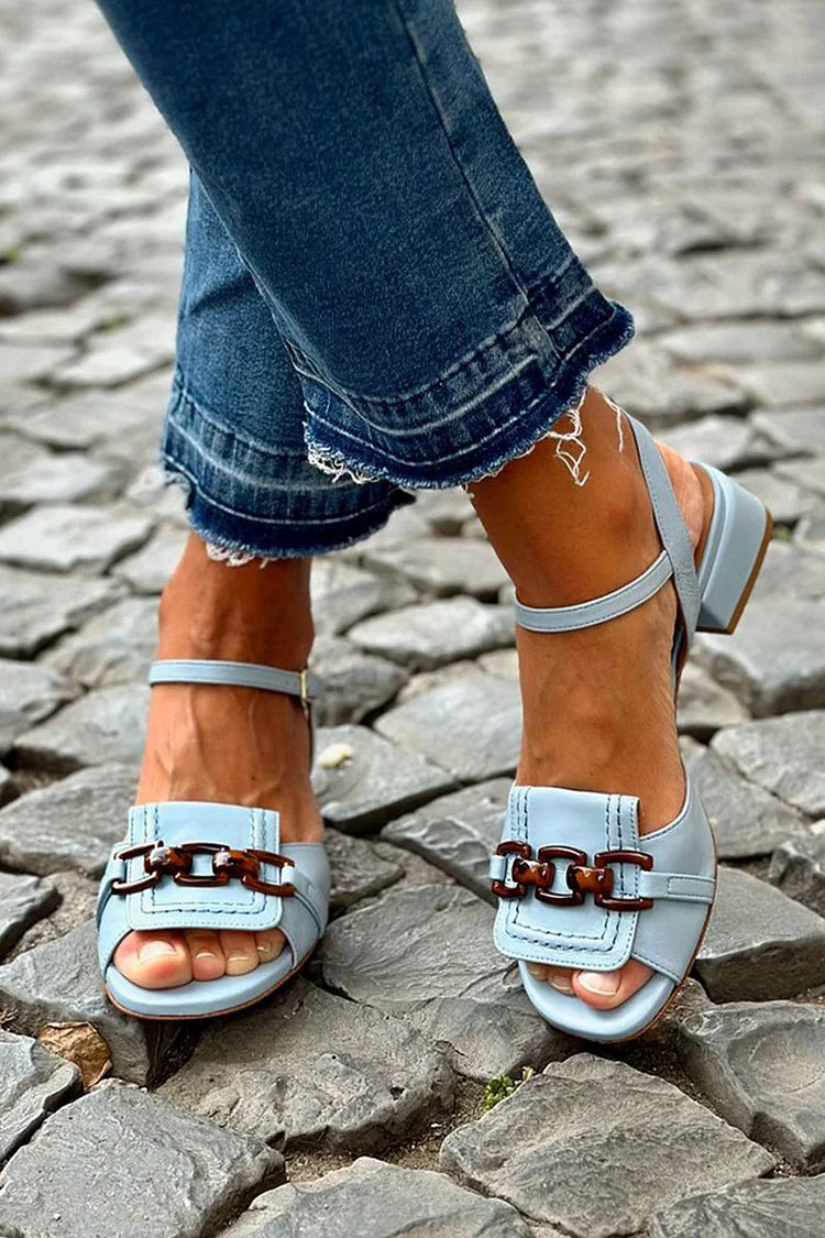 Albina | Sandals with Chain Detail