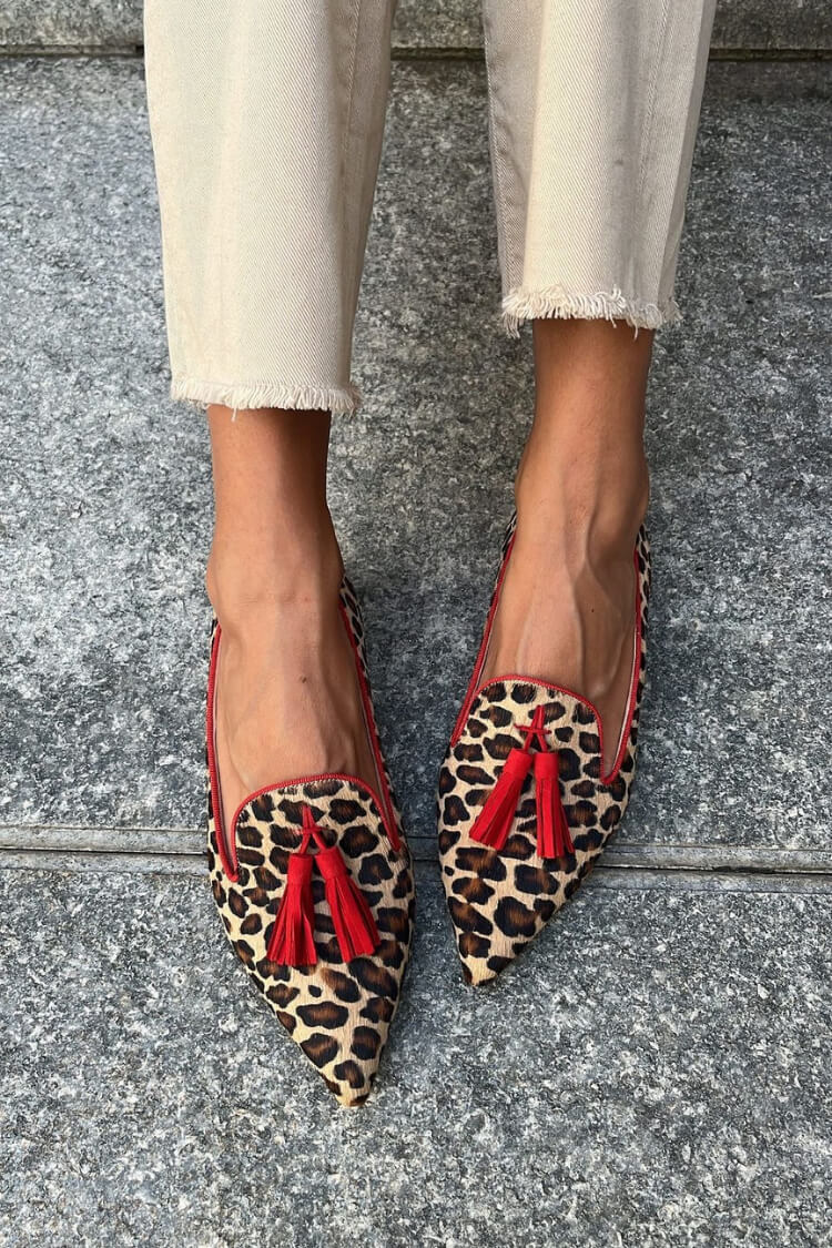 Savina | Pointed loafers with fringe details