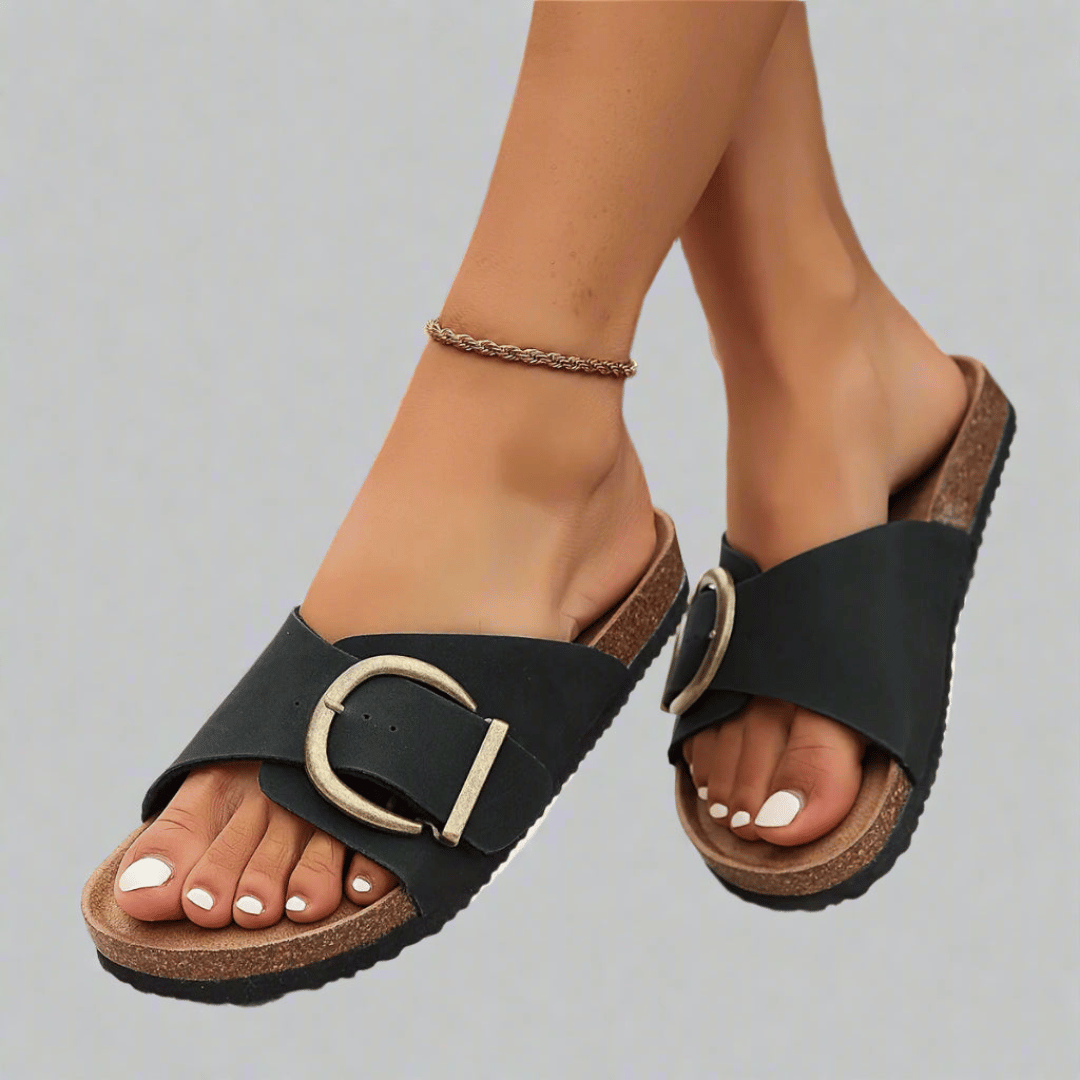 ALDA | Sandals with Large Buckle