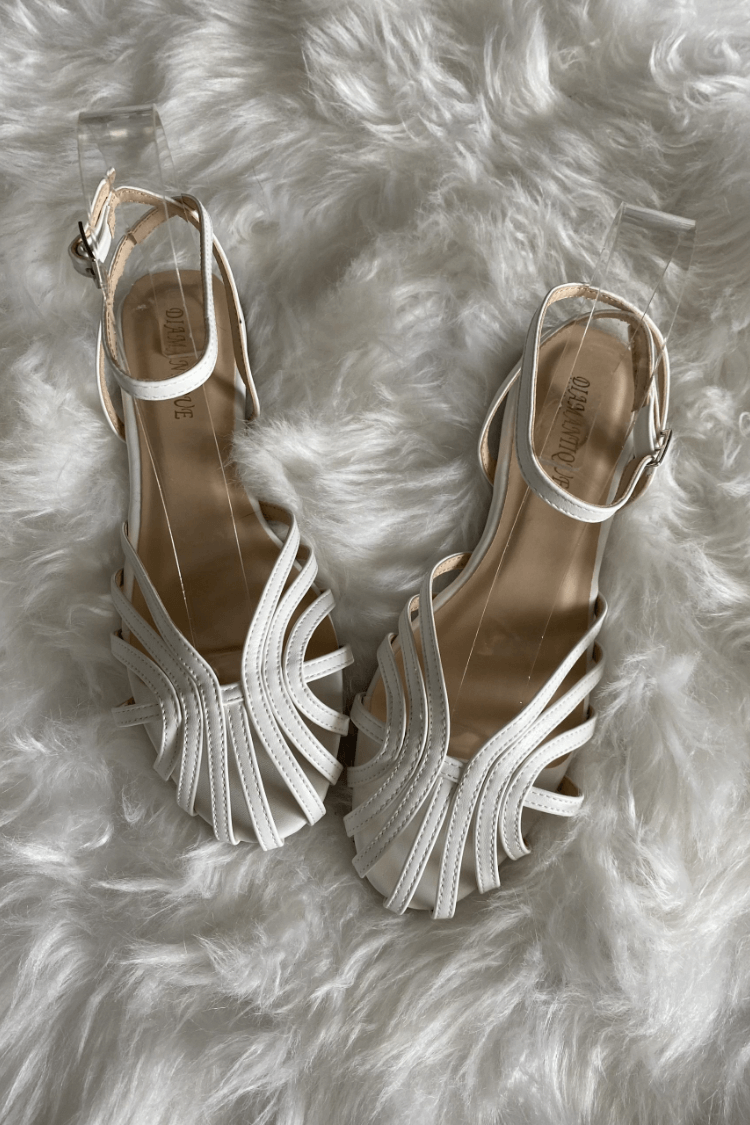 Isotta | Woven flat sandals