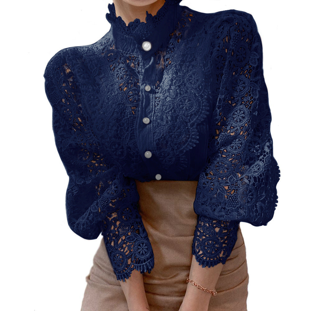 Vintage buttoned long sleeves with lace and coupling