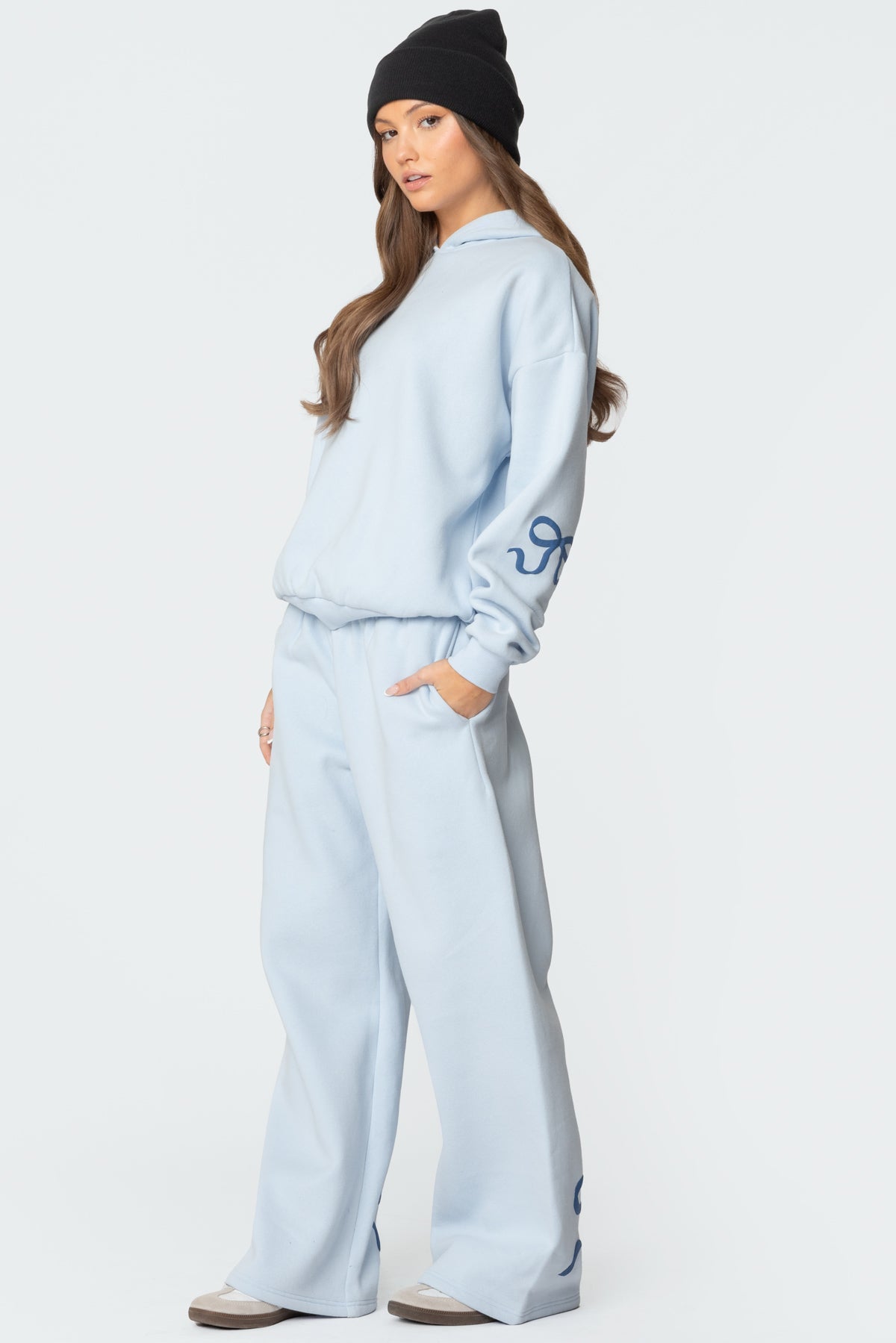 Two-piece set