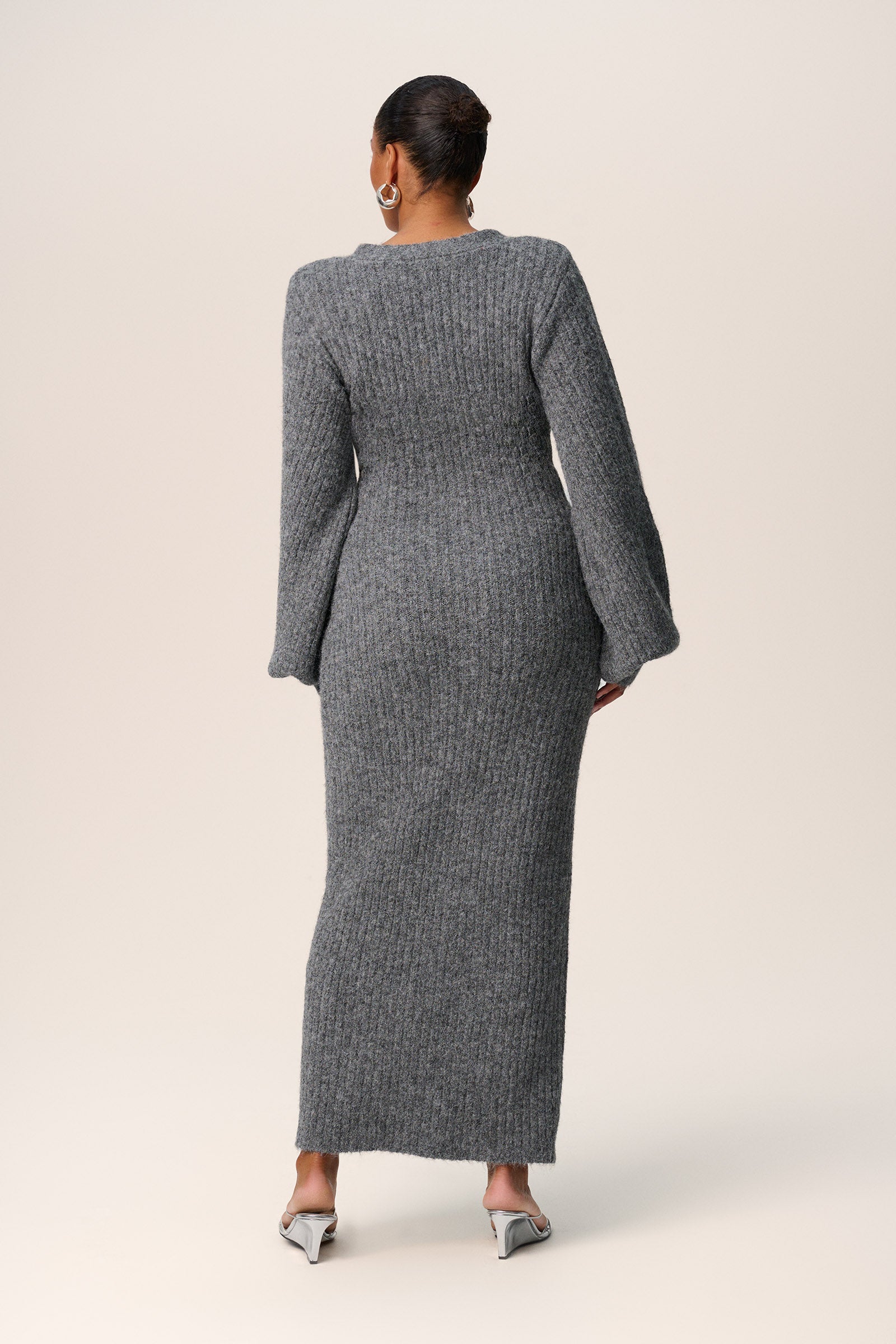 Joliana Robe