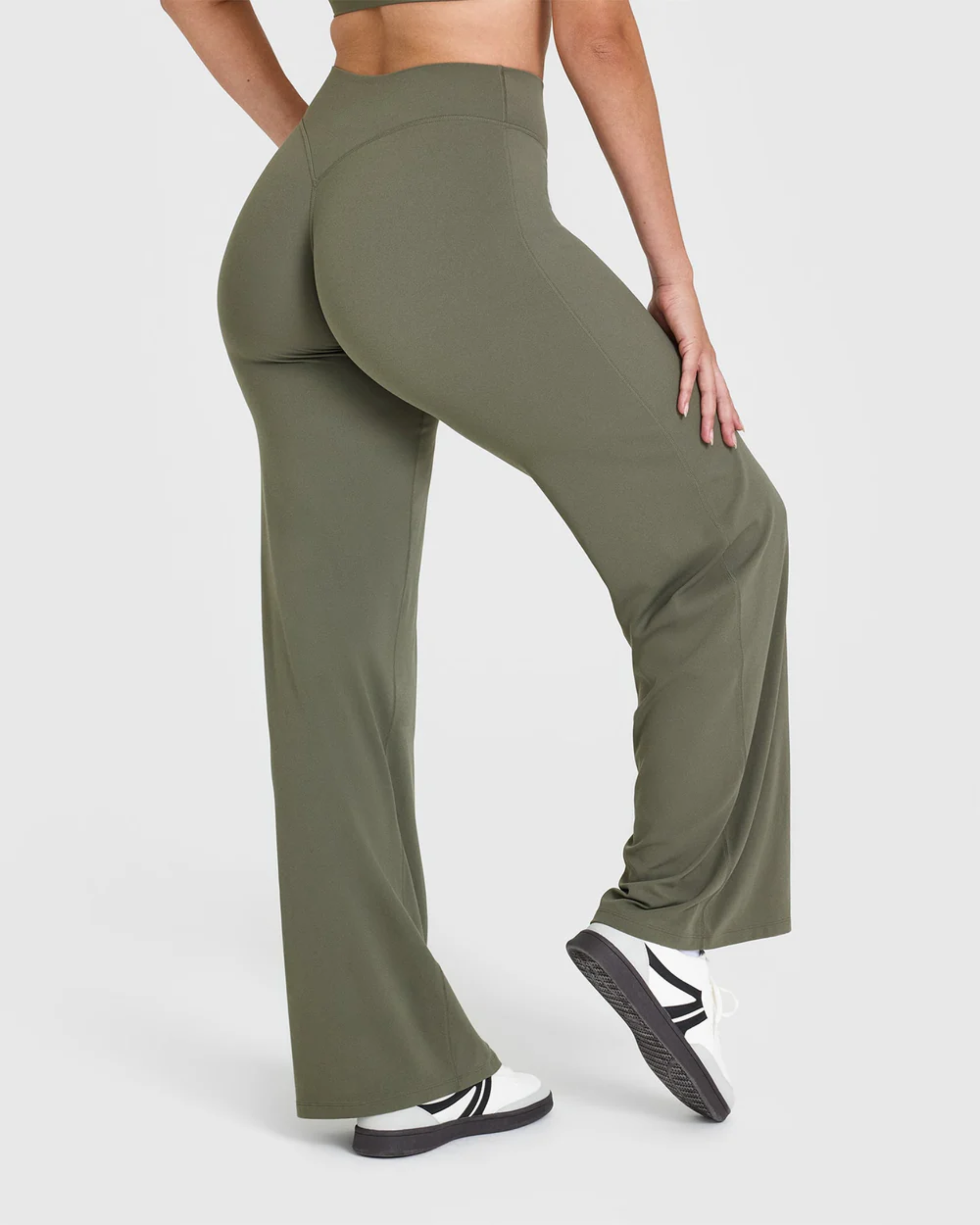 Pretty Straight Legs Bottoms