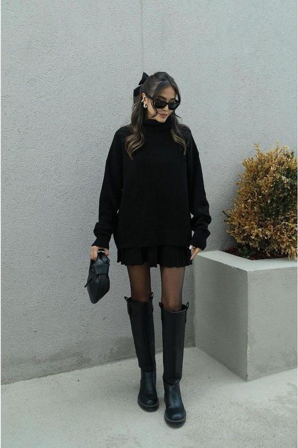 Jolie Raphaella - Knitted Skirt Set with Turtleneck
