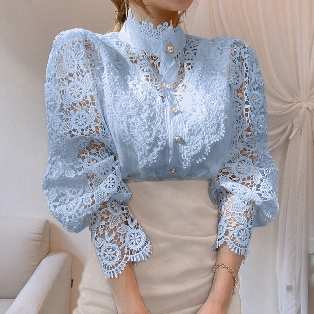 Vintage buttoned long sleeves with lace and coupling