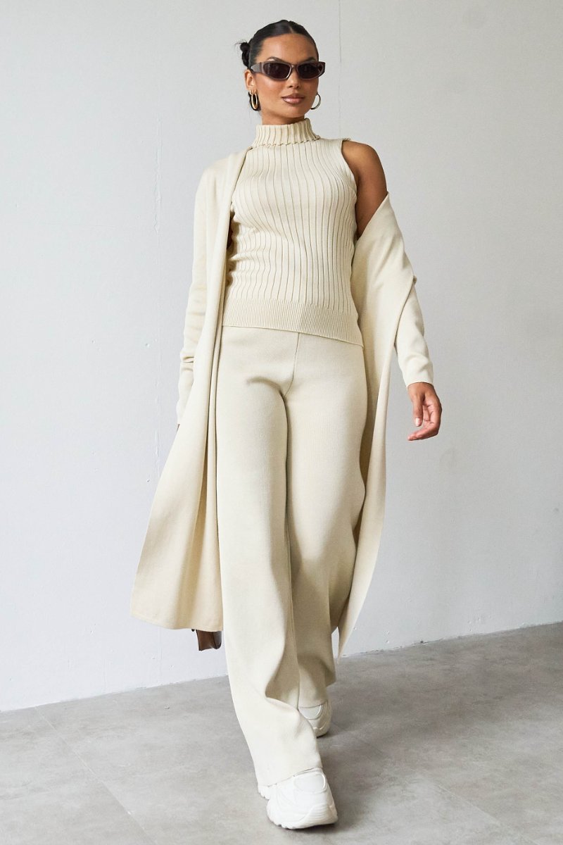 Camélia – Stay Warm & Elegant